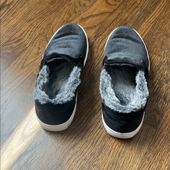 Jcrew lined slip on - 8 - Picture 3 of 6